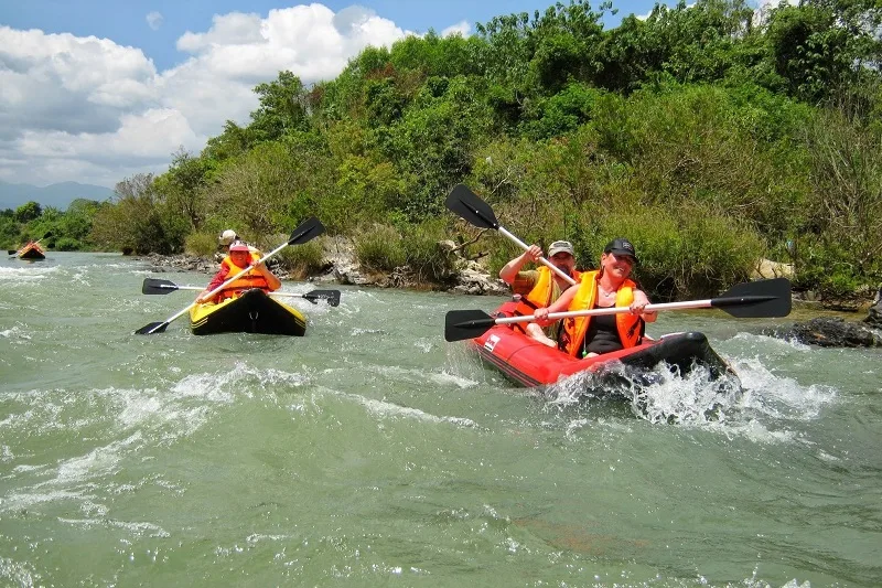 Một chuyến rafting diễn ra như thế nào?